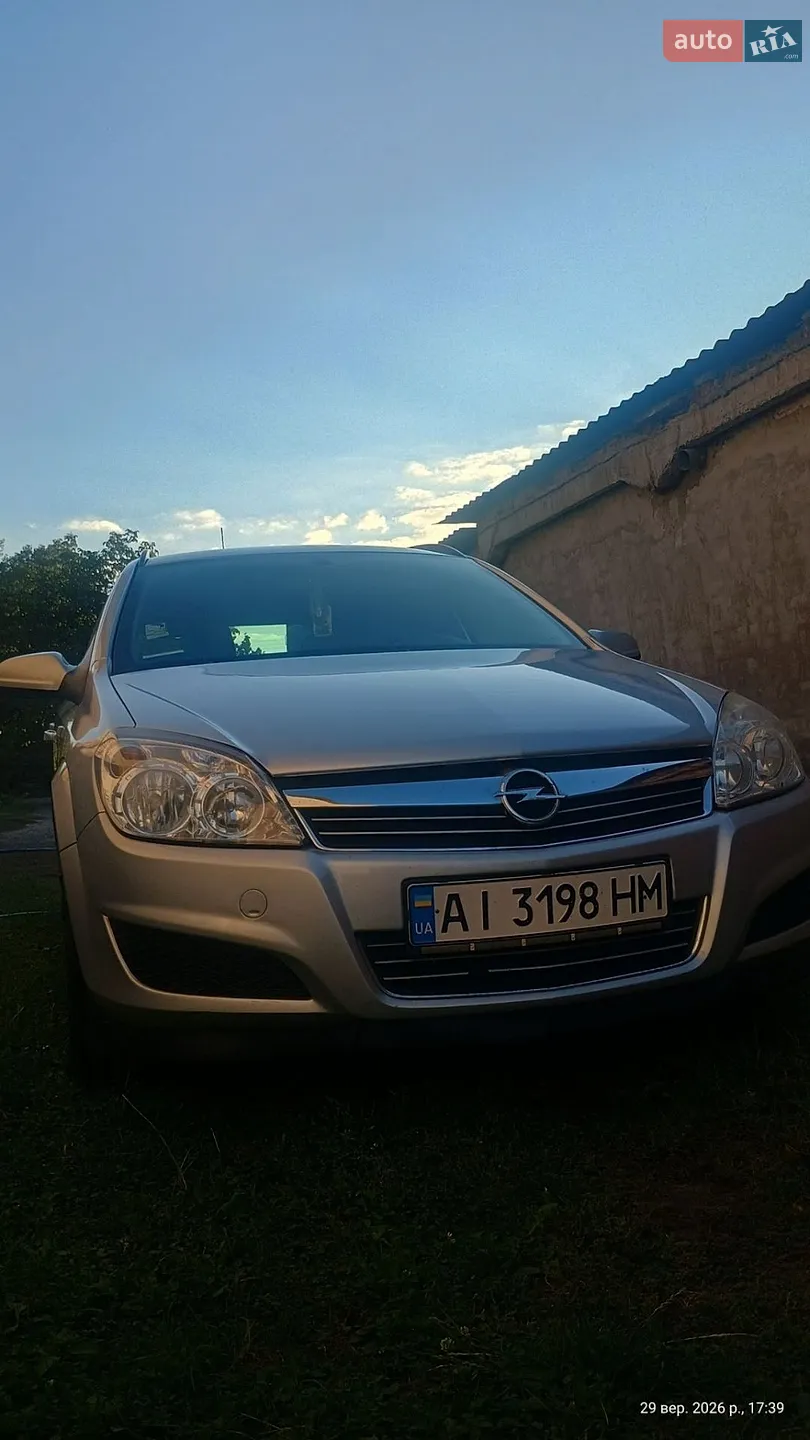 Opel Astra, 2009