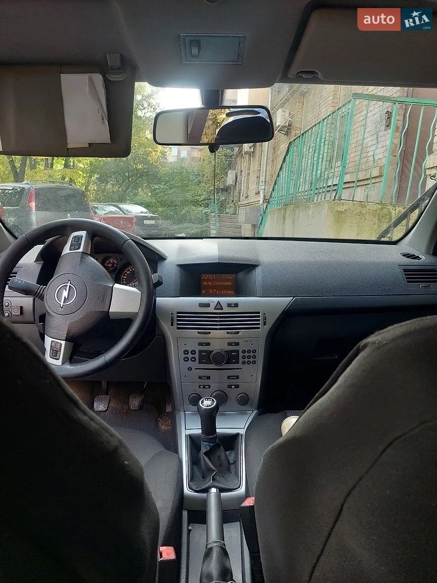 Opel Astra, 2013