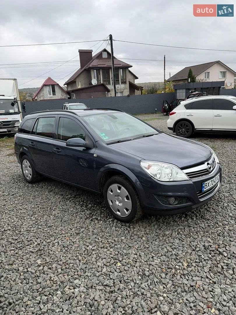 Opel Astra, 2009