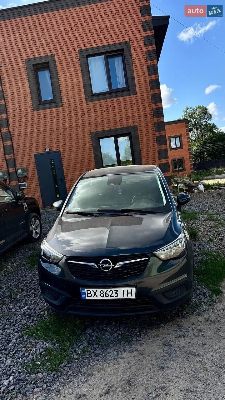 Opel Crossland X, 2018