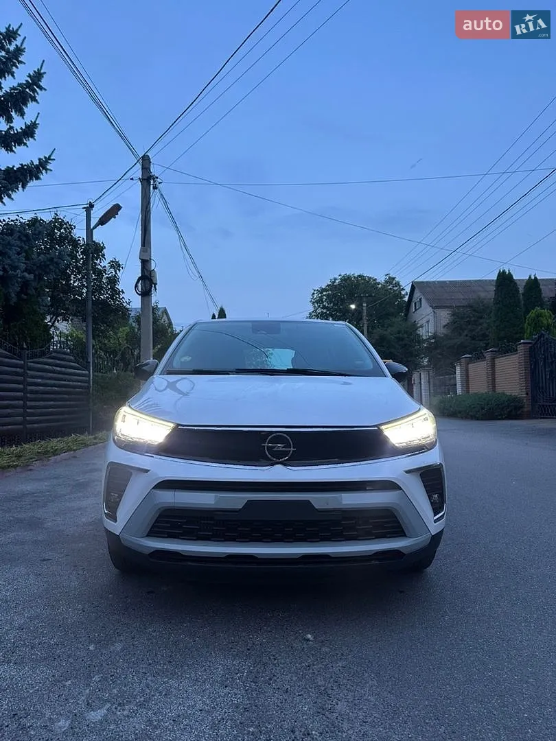 Opel Crossland, 2022
