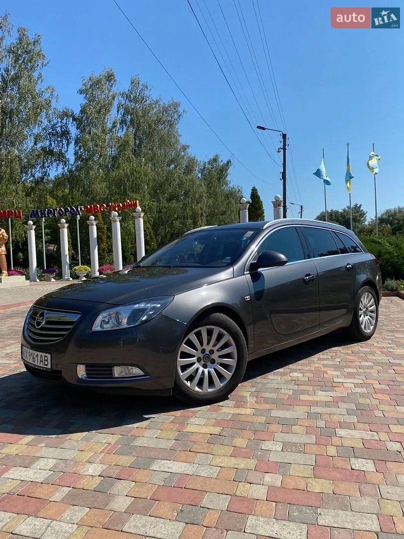 Opel Insignia, 2011