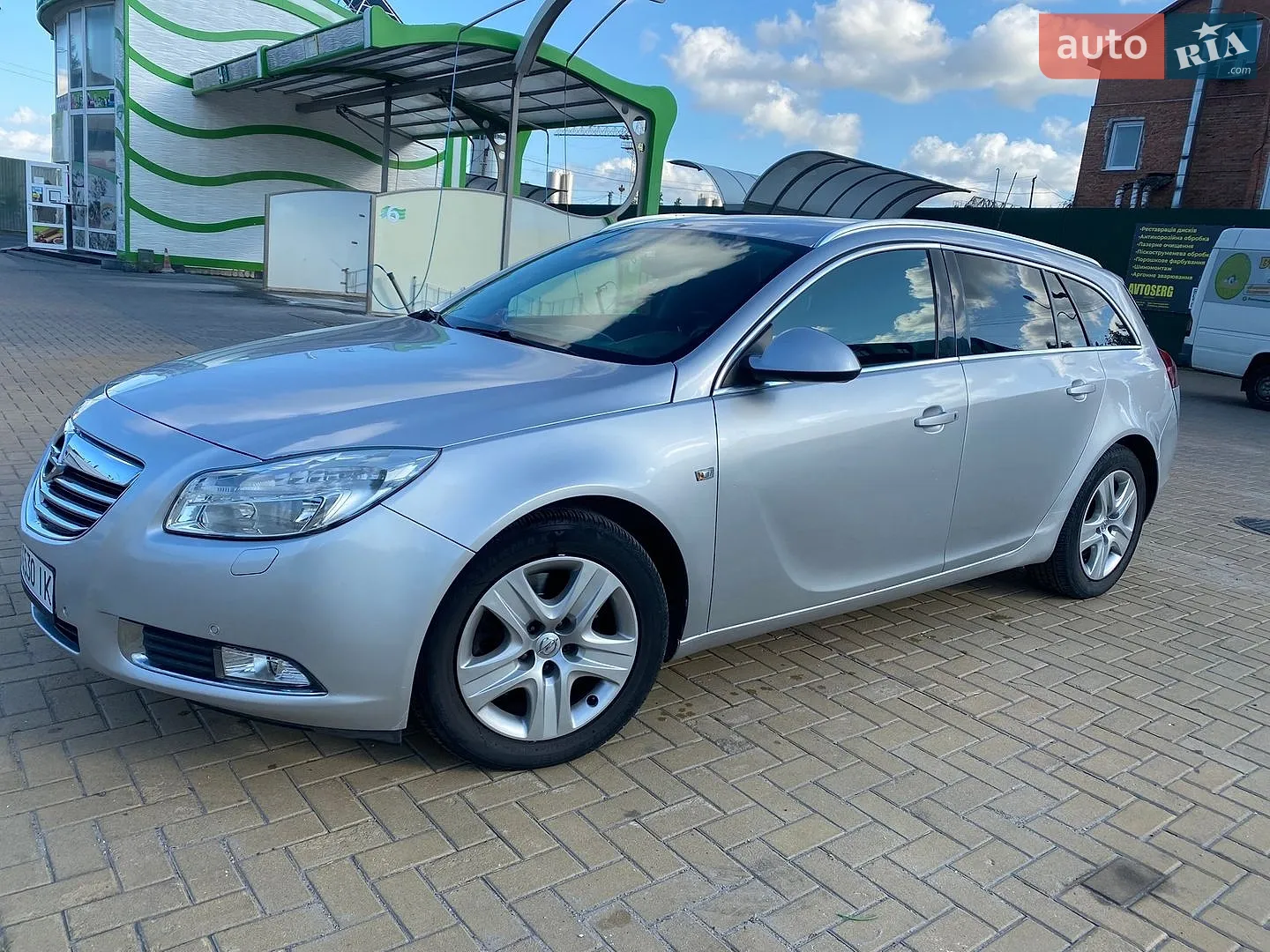 Opel Insignia, 2011