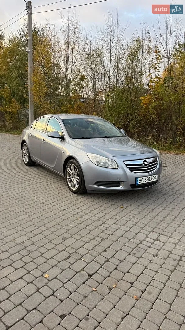 Opel Insignia, 2009