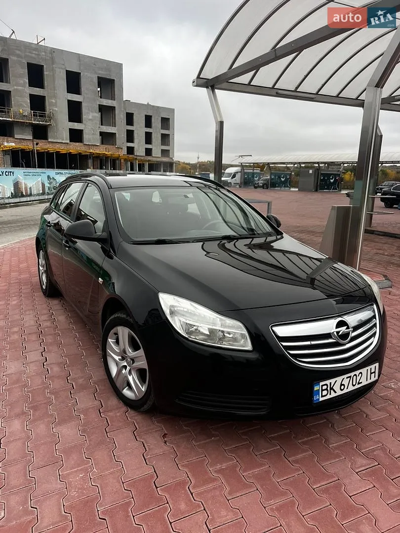 Opel Insignia, 2009
