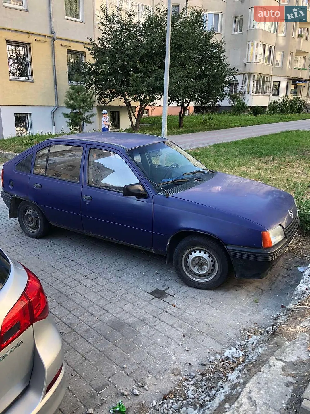 Opel Kadett, 1988