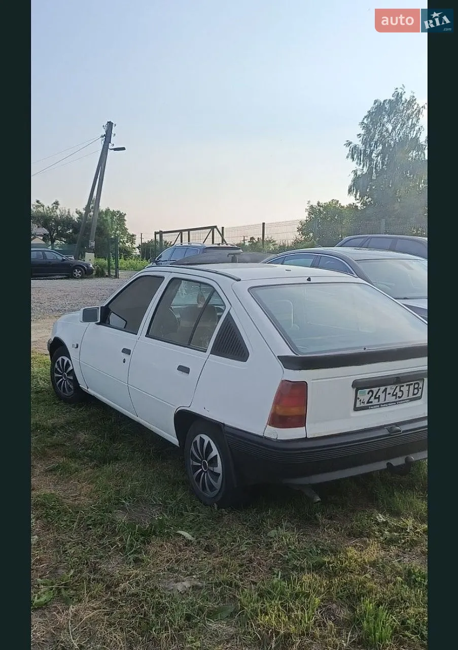 Opel Kadett, 1987