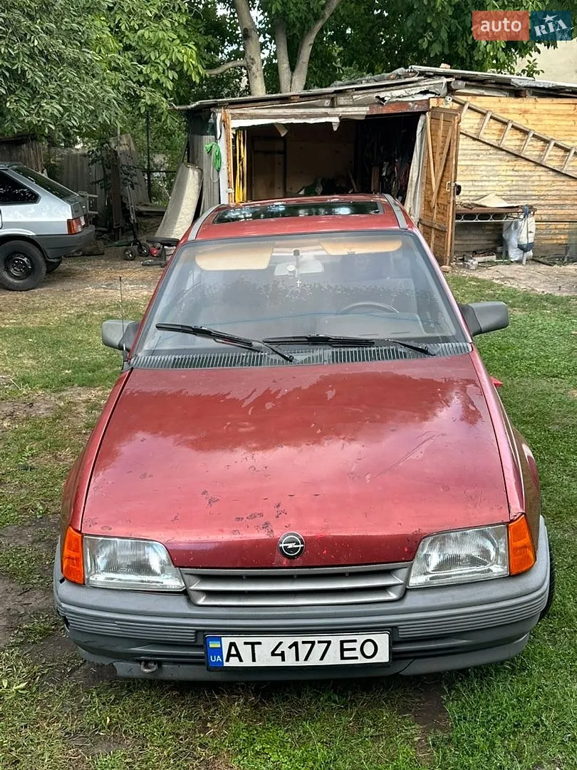 Opel Kadett, 1988