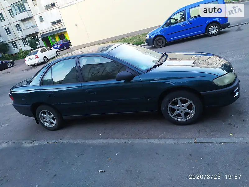 Opel Omega, 1995