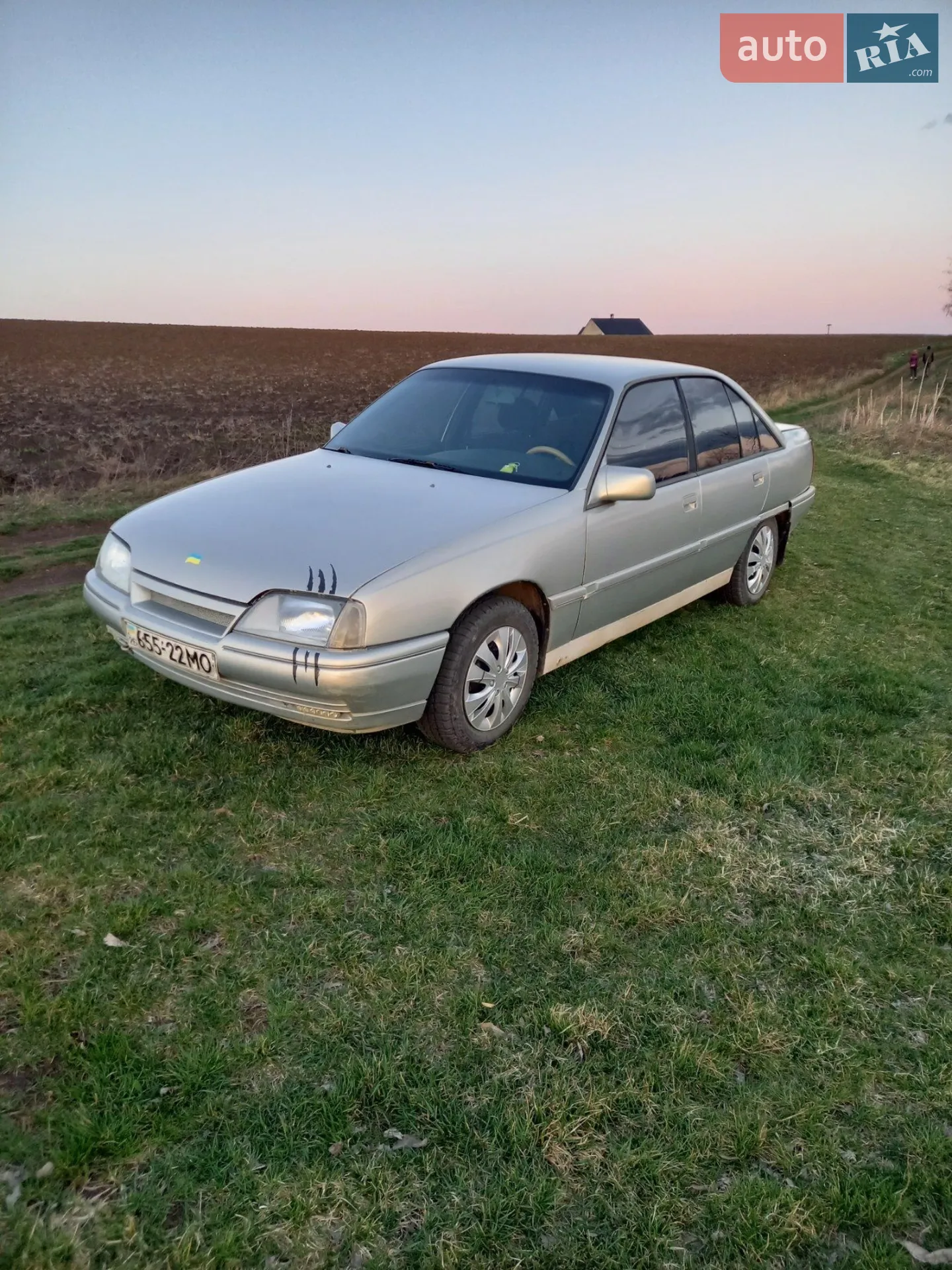 Opel Omega, 1987