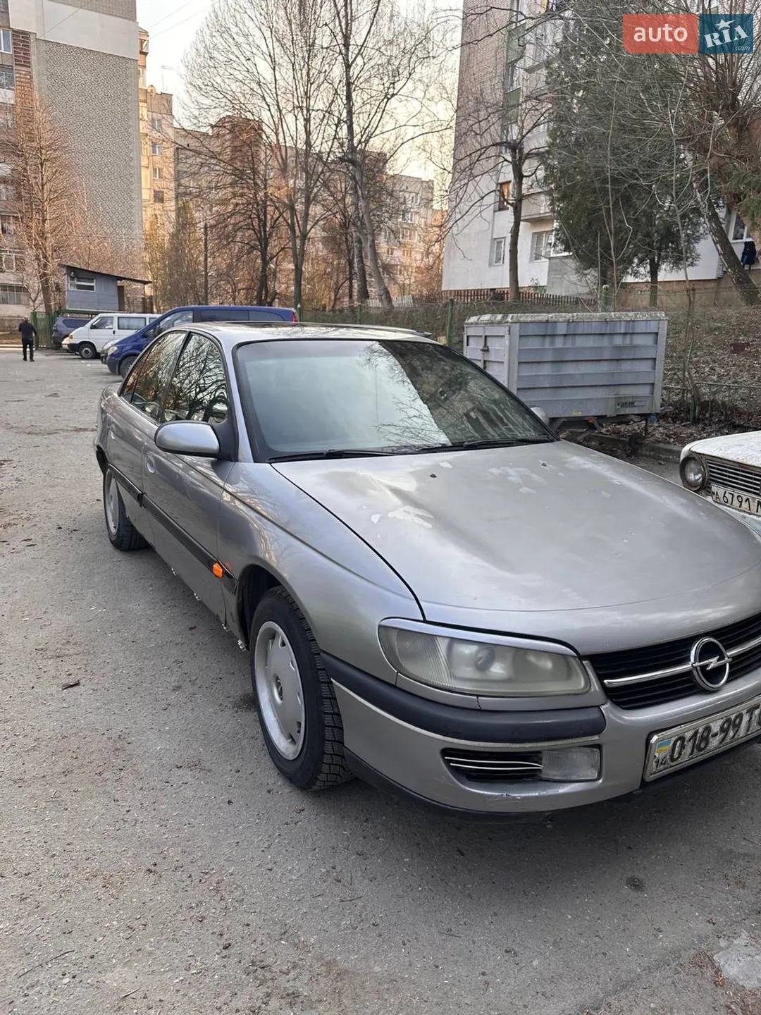 Opel Omega, 1992