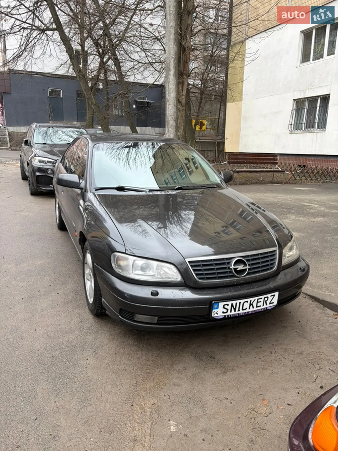 Opel Omega, 2001