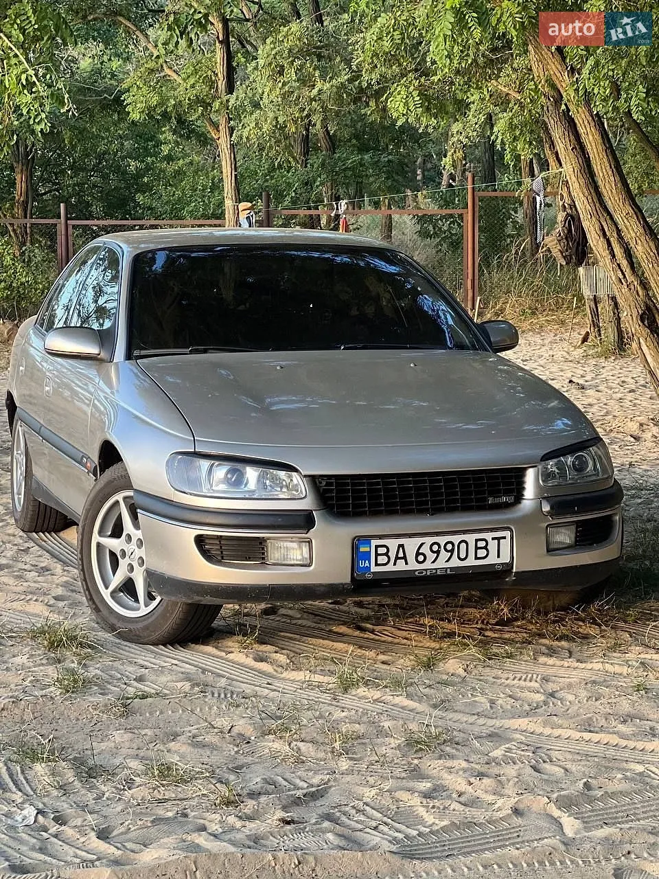 Opel Omega, 1996