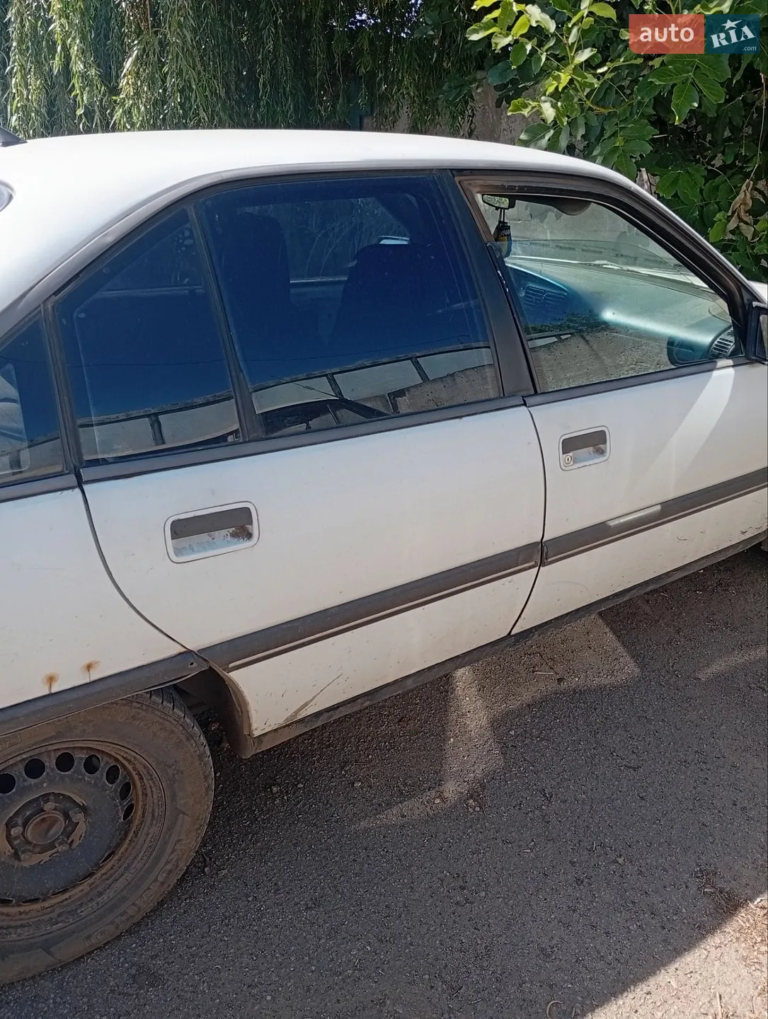 Opel Omega, 1987