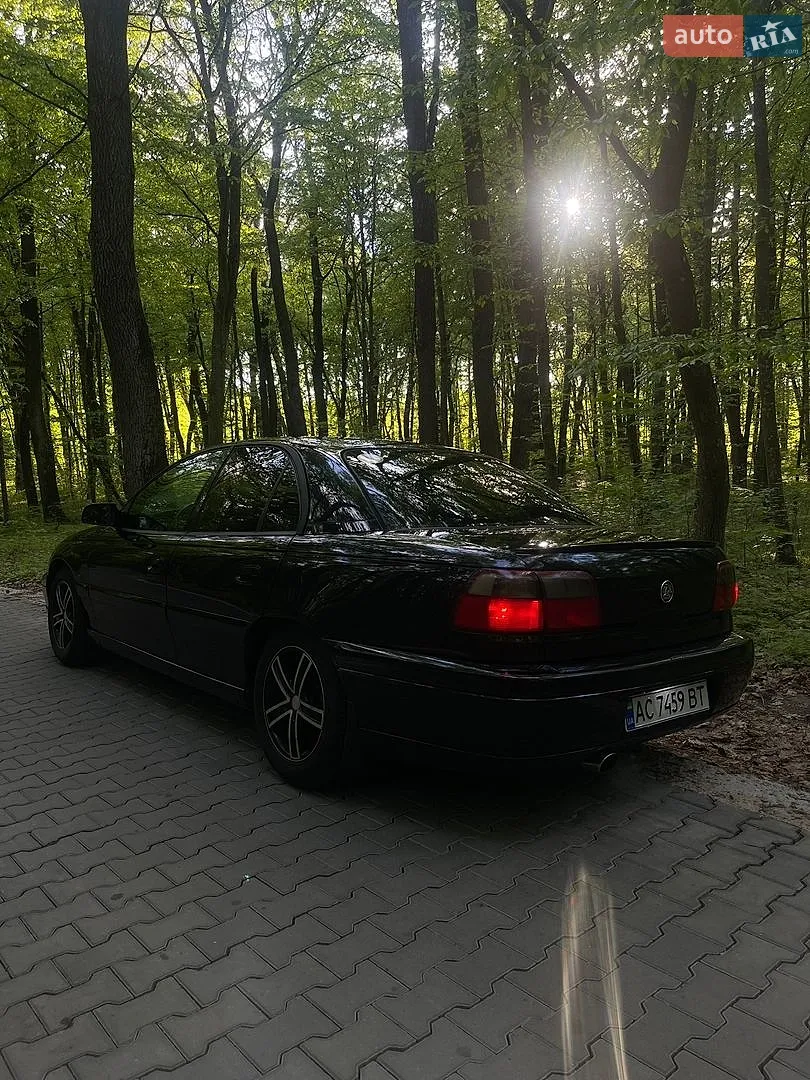 Opel Omega, 2000