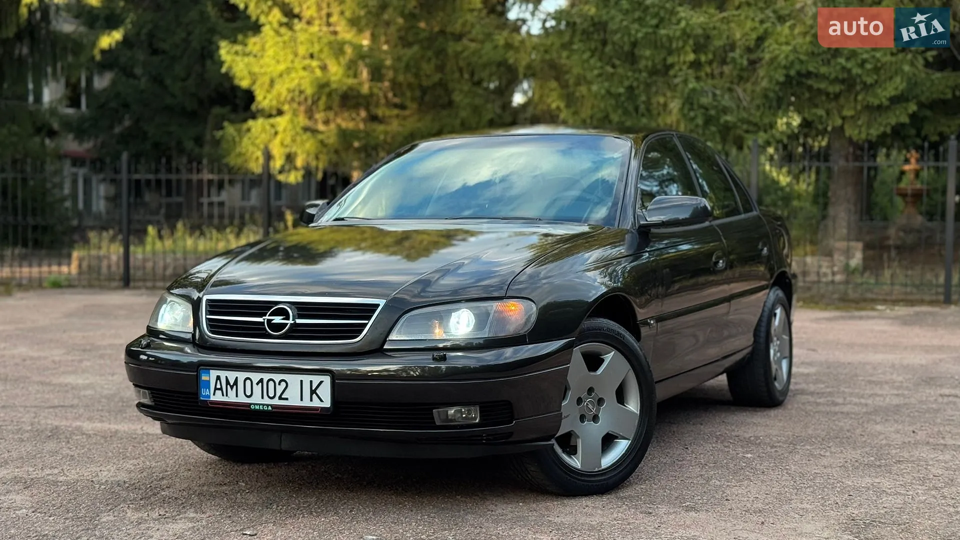 Opel Omega, 2000