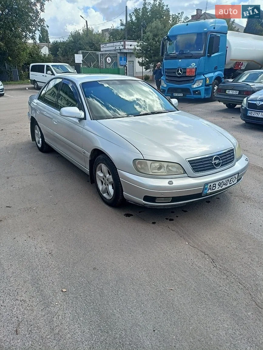 Opel Omega, 2002