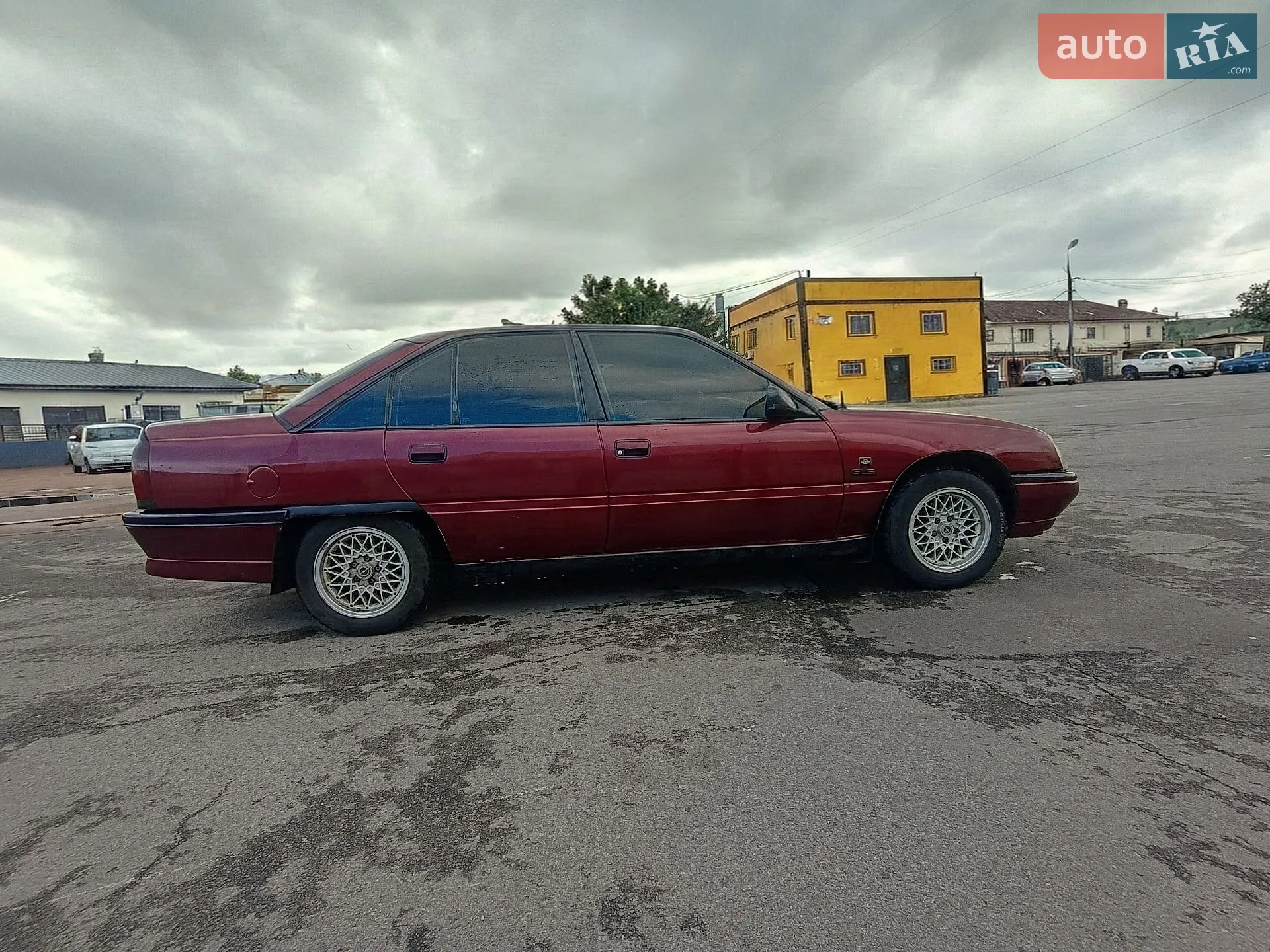 Opel Omega, 1990