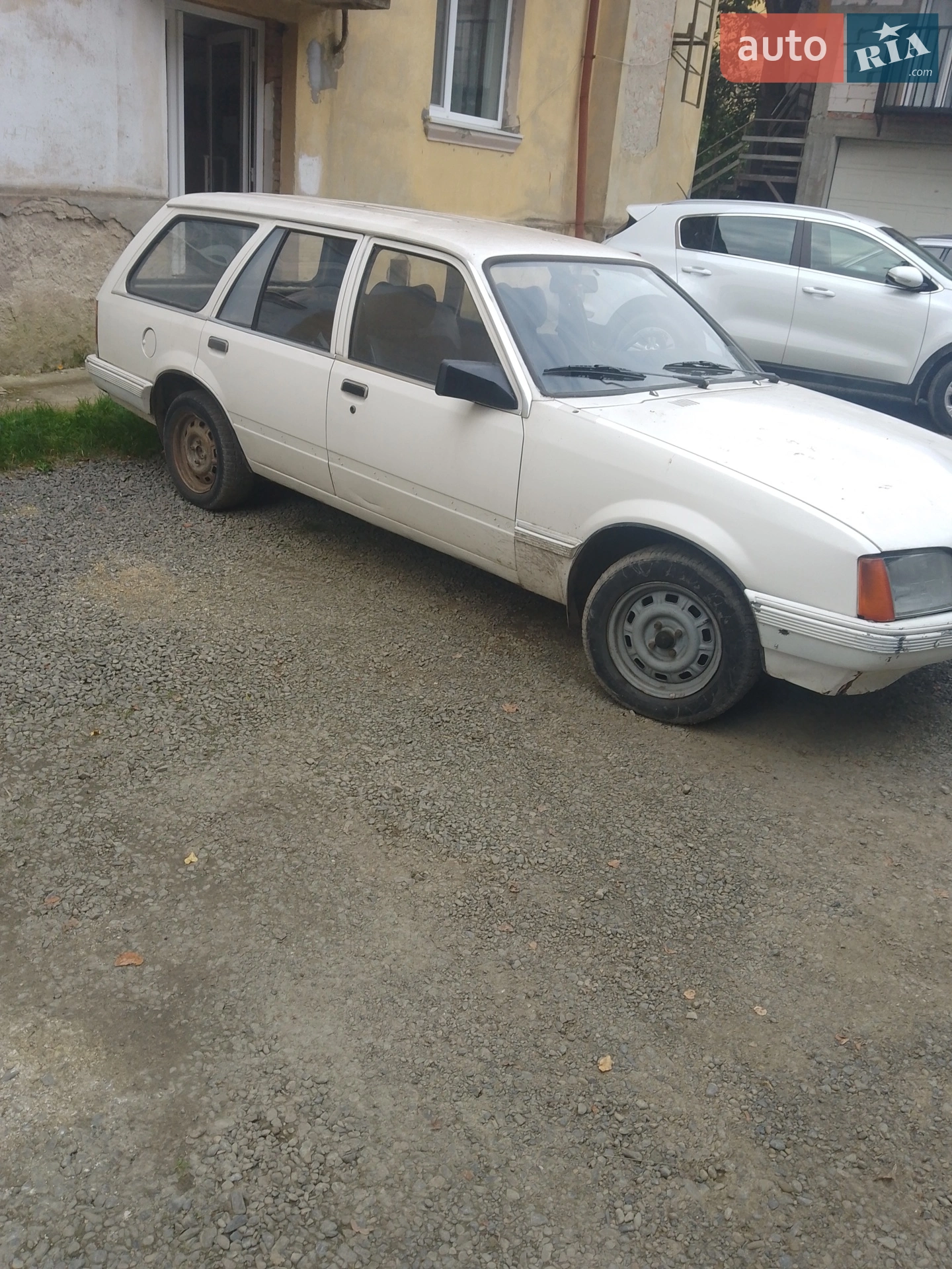 Opel Rekord, 1986