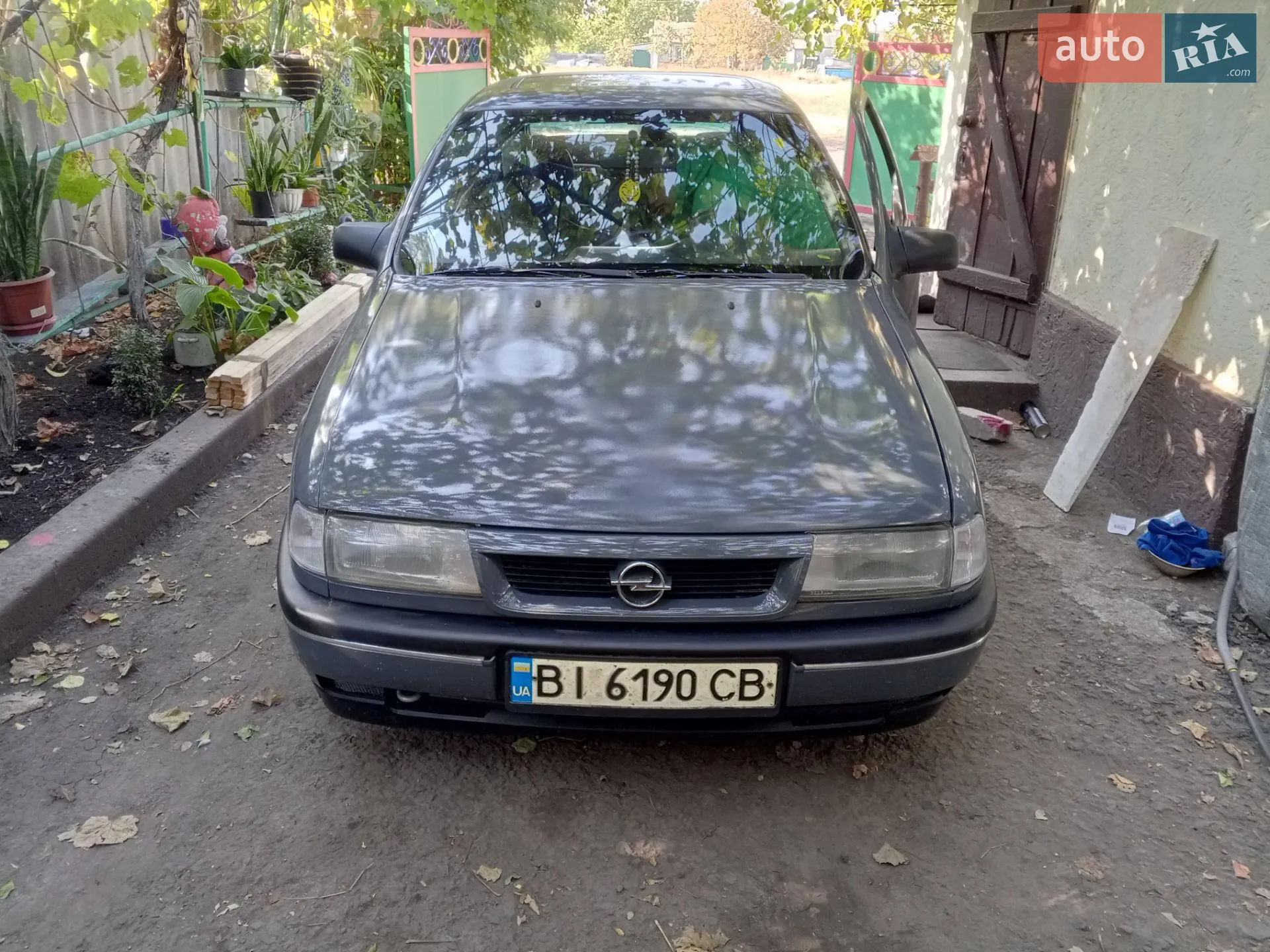 Opel Vectra, 1989