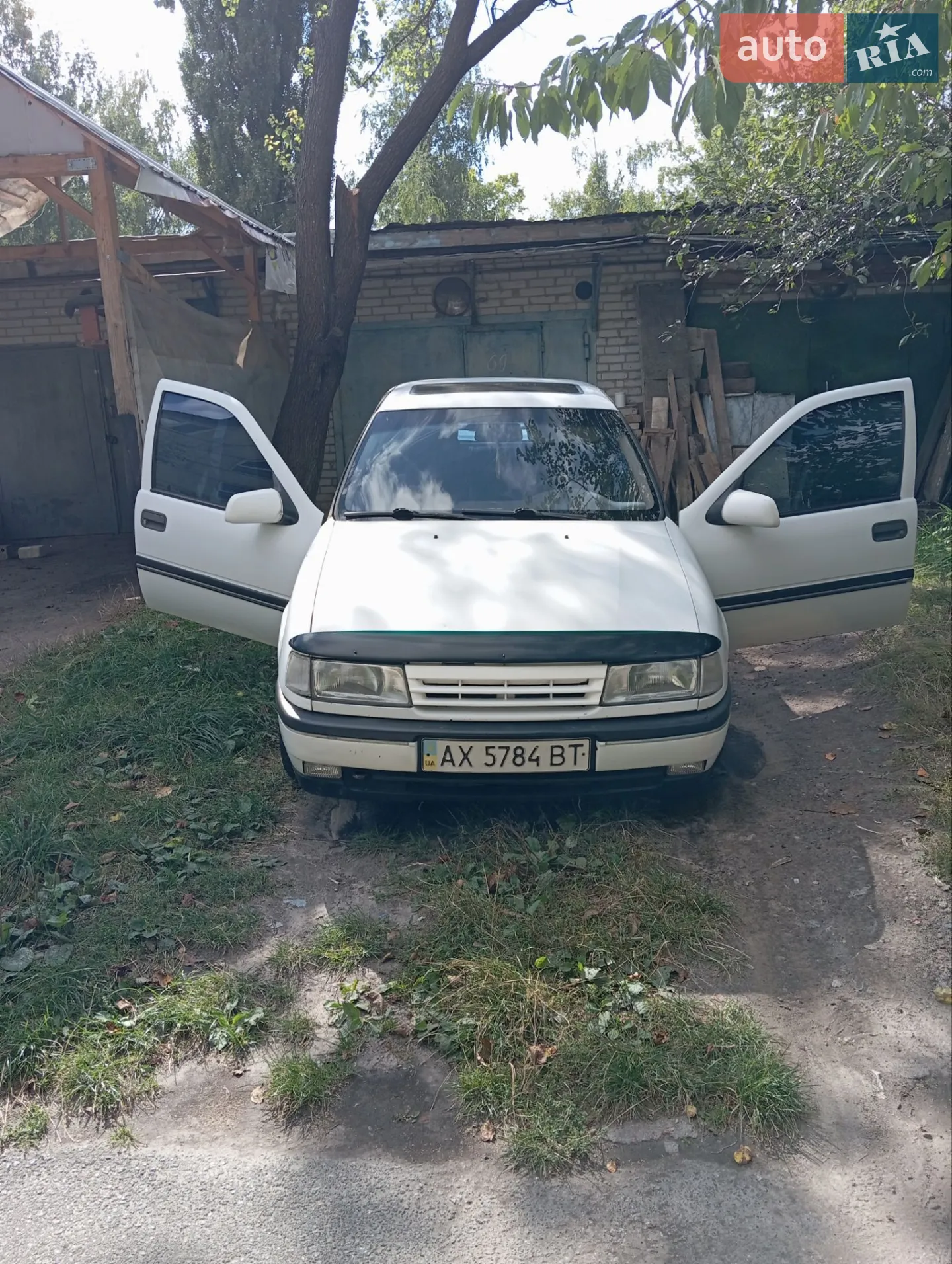 Opel Vectra, 1989