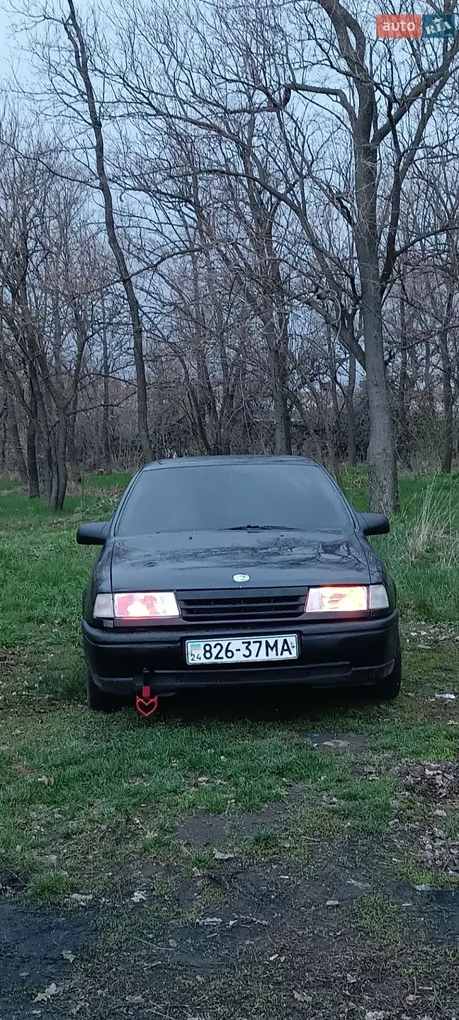 Opel Vectra, 1991