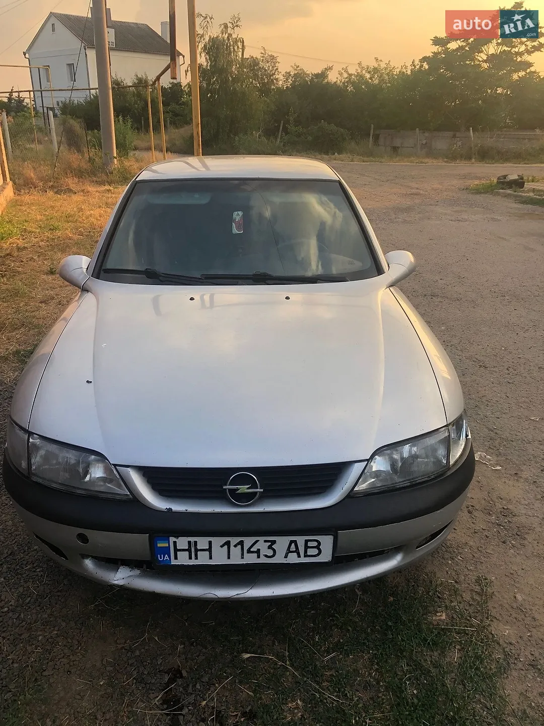Opel Vectra 1998 — 1