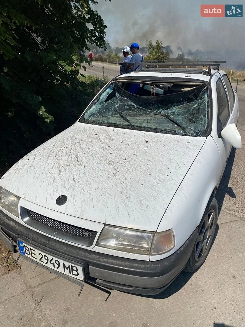 Opel Vectra, 1989