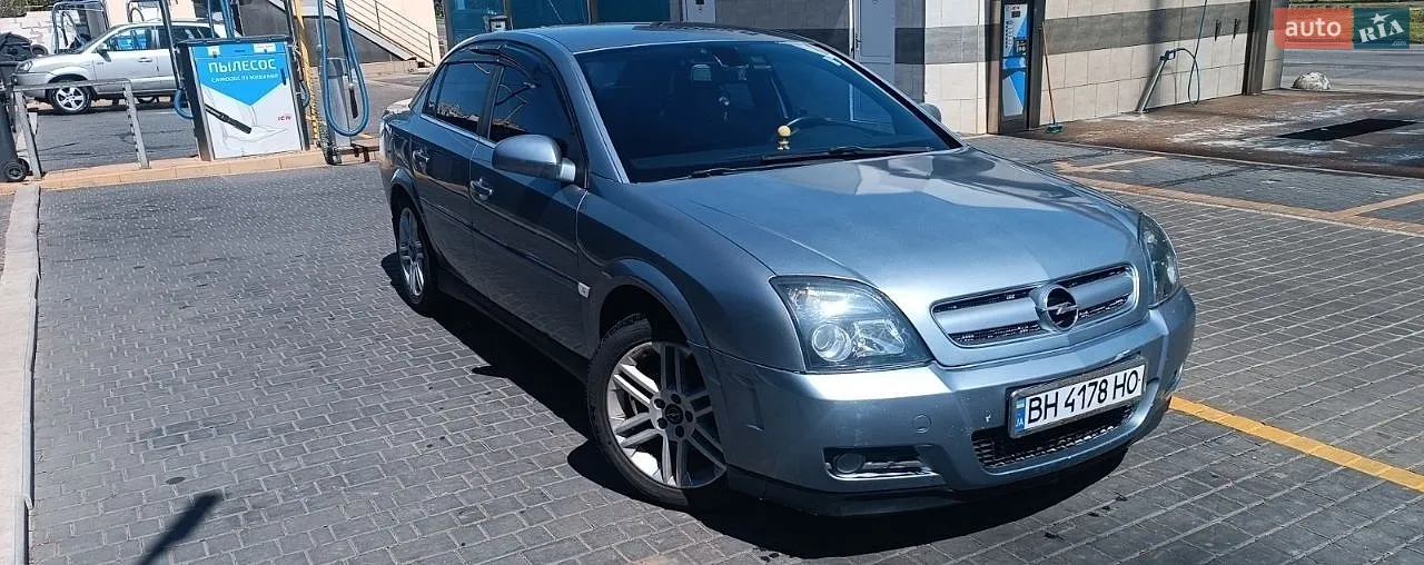 Opel Vectra, 2004