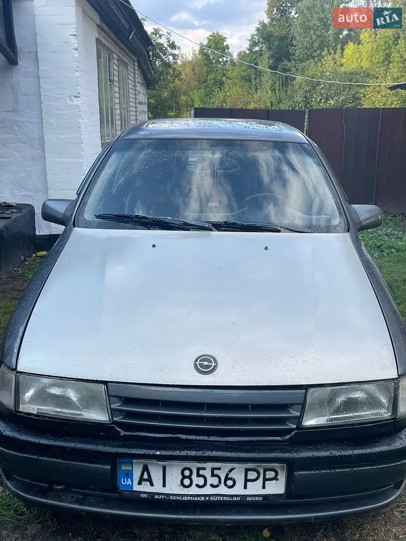 Opel Vectra, 1988