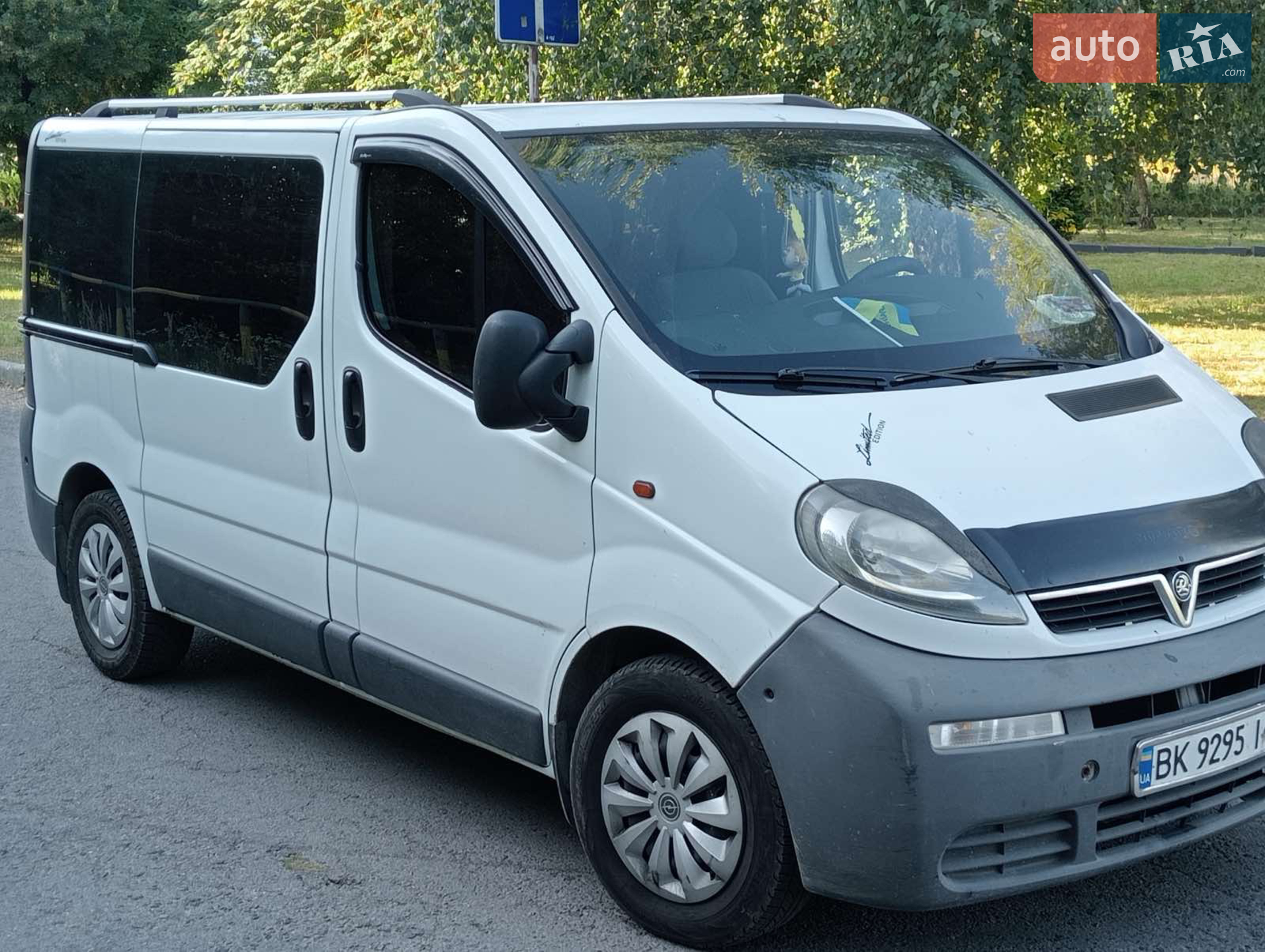 Opel Vivaro, 2004