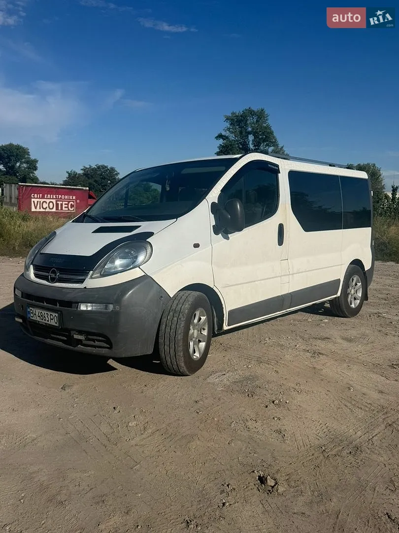 Opel Vivaro, 2001