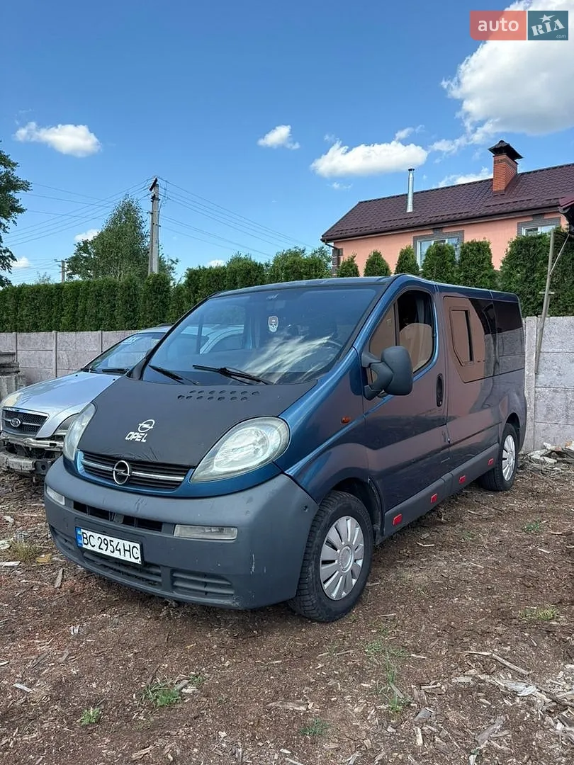 Opel Vivaro, 2002