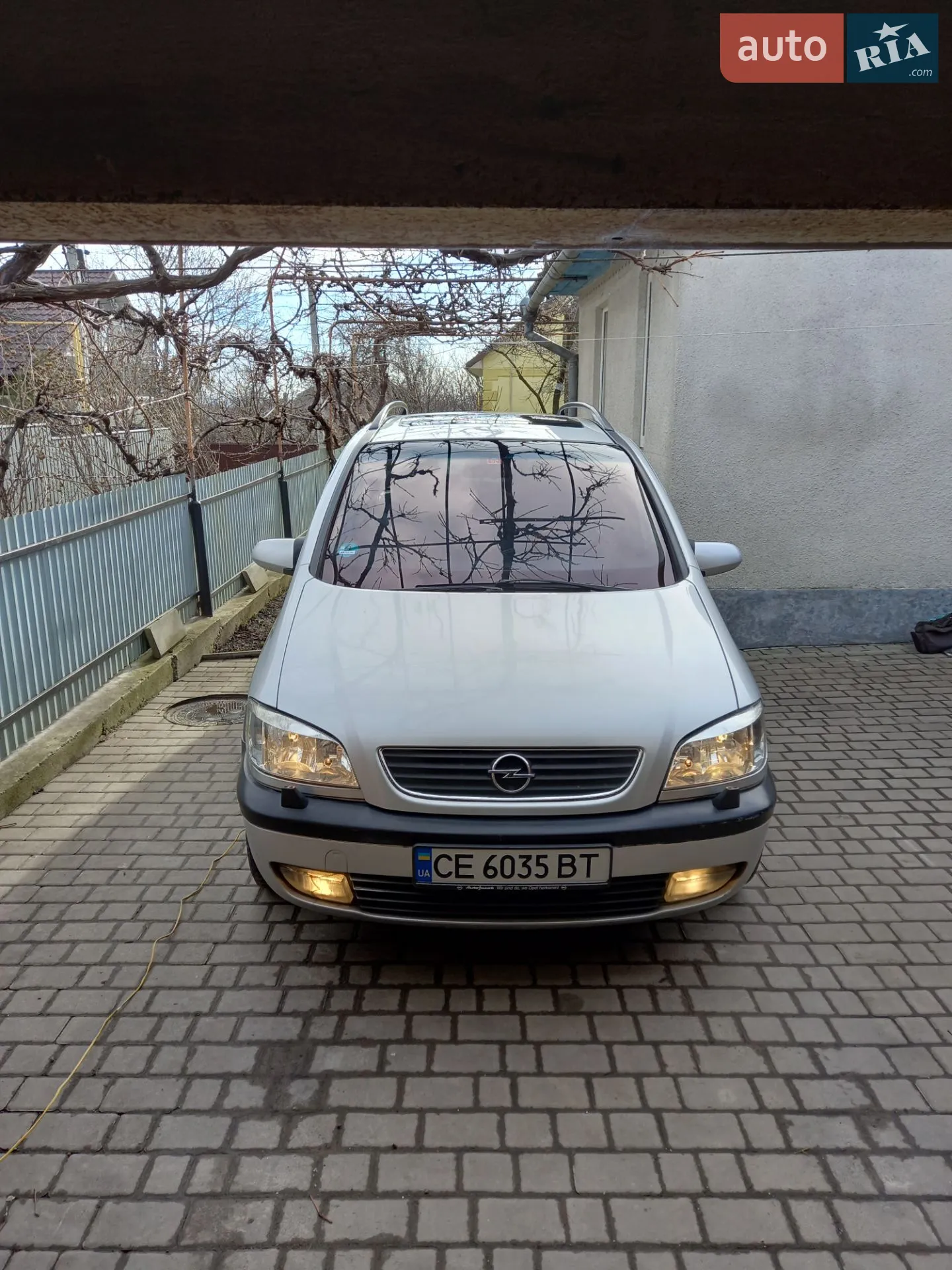 Opel Zafira, 2001