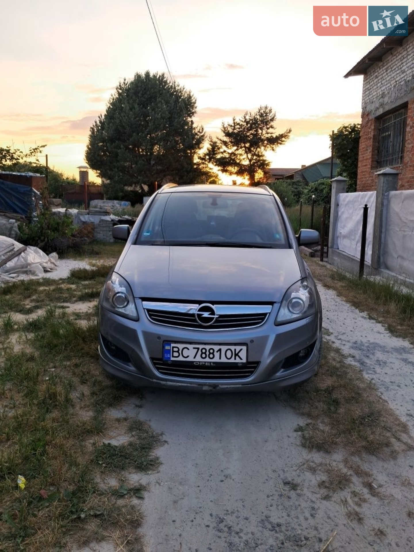 Opel Zafira, 2011