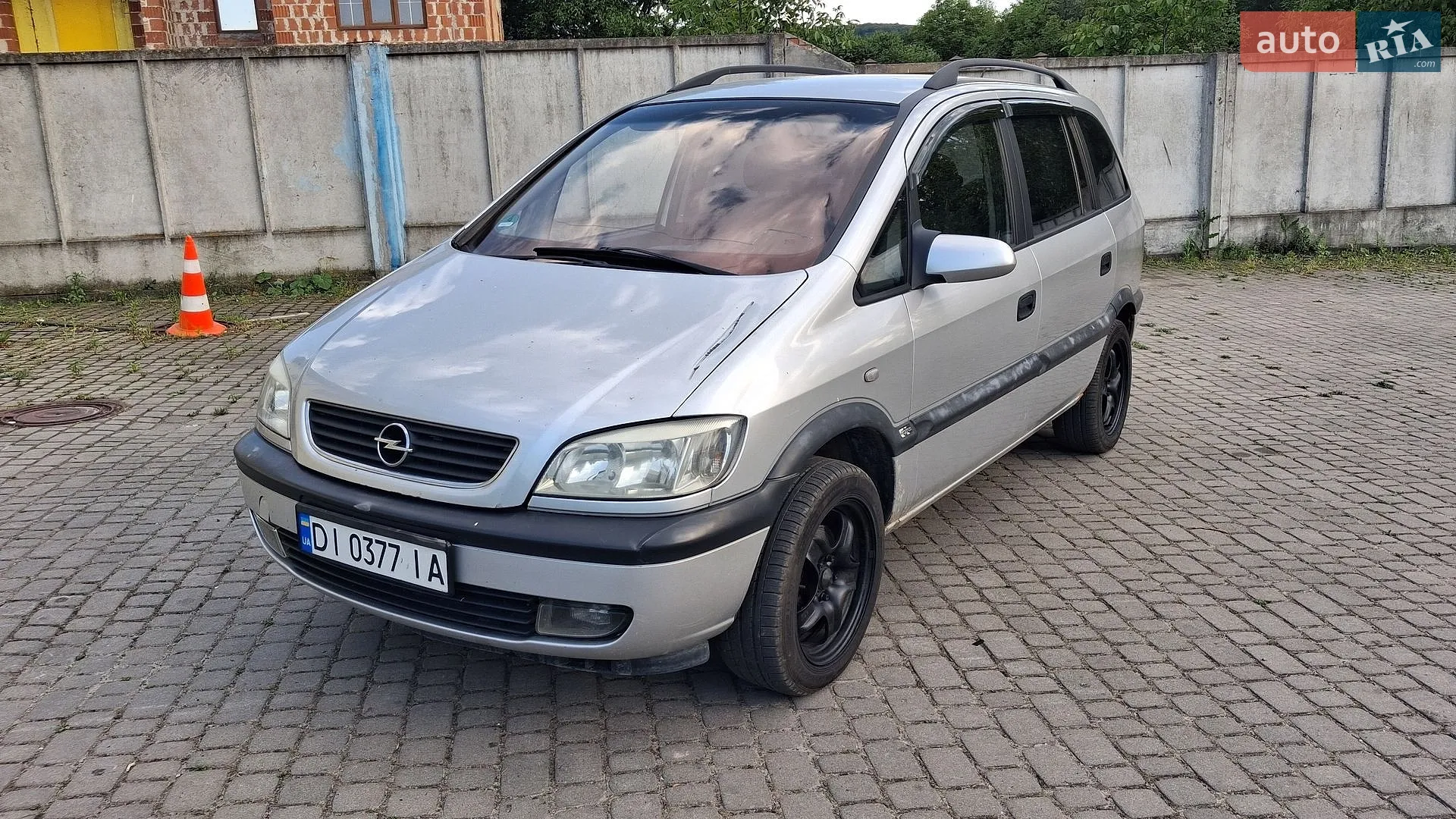 Opel Zafira, 2000