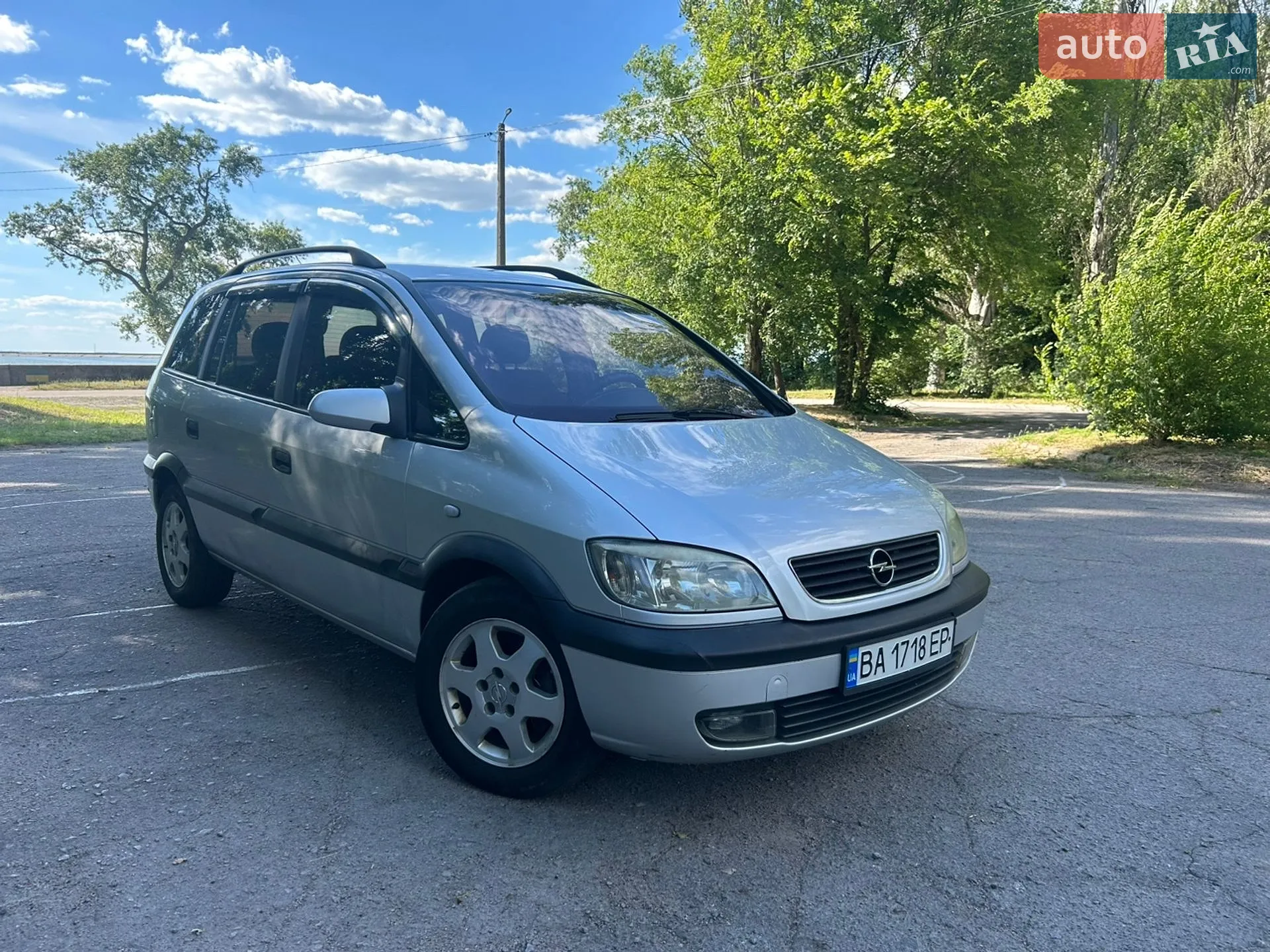Opel Zafira, 2001