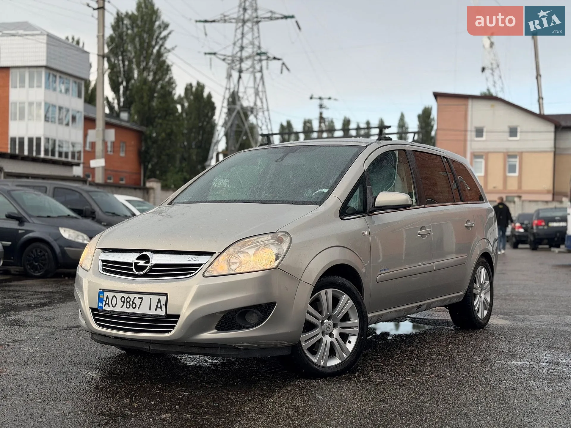 Opel Zafira, 2011