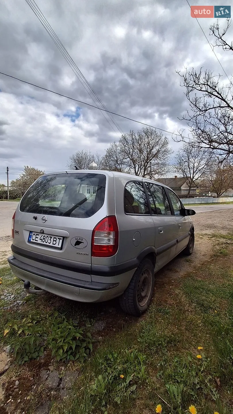Opel Zafira, 2005
