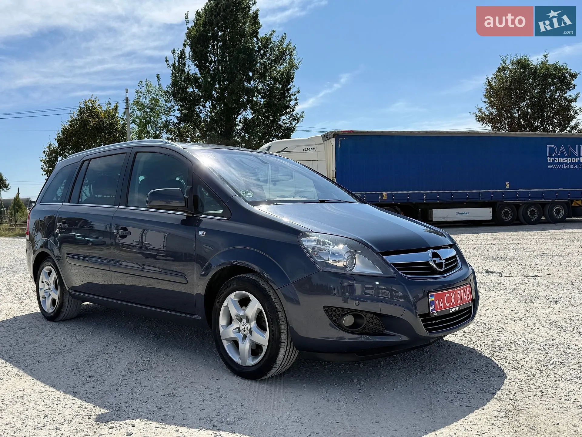 Opel Zafira, 2011