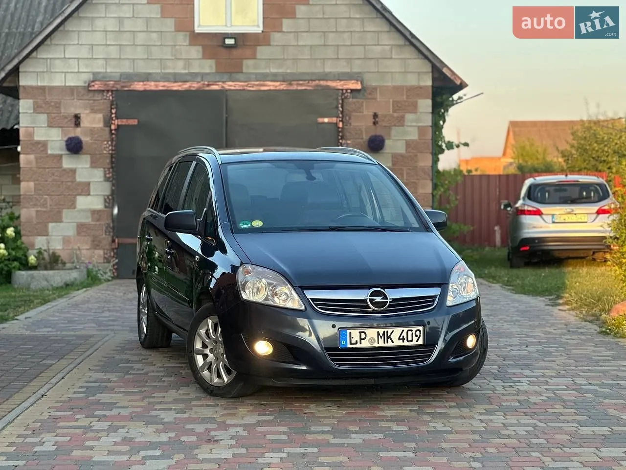 Opel Zafira, 2011