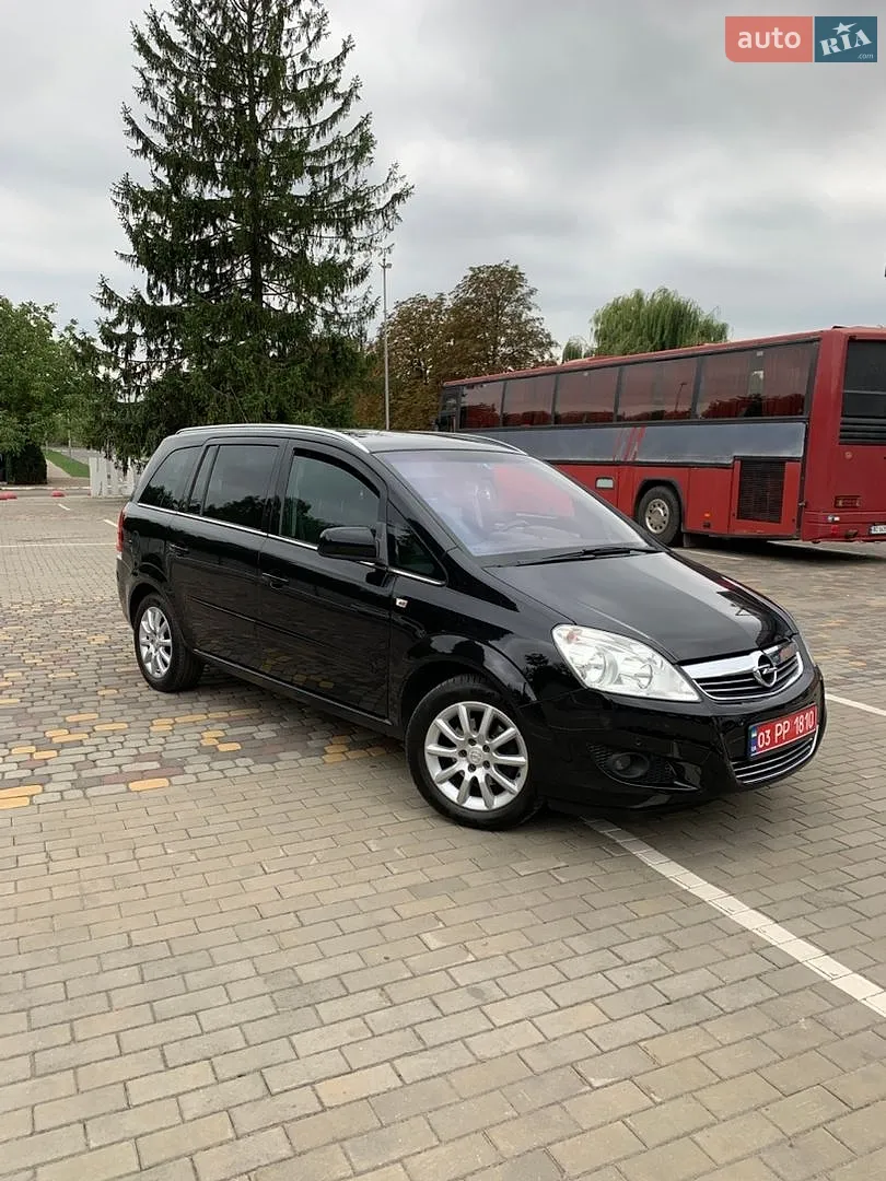 Opel Zafira, 2010