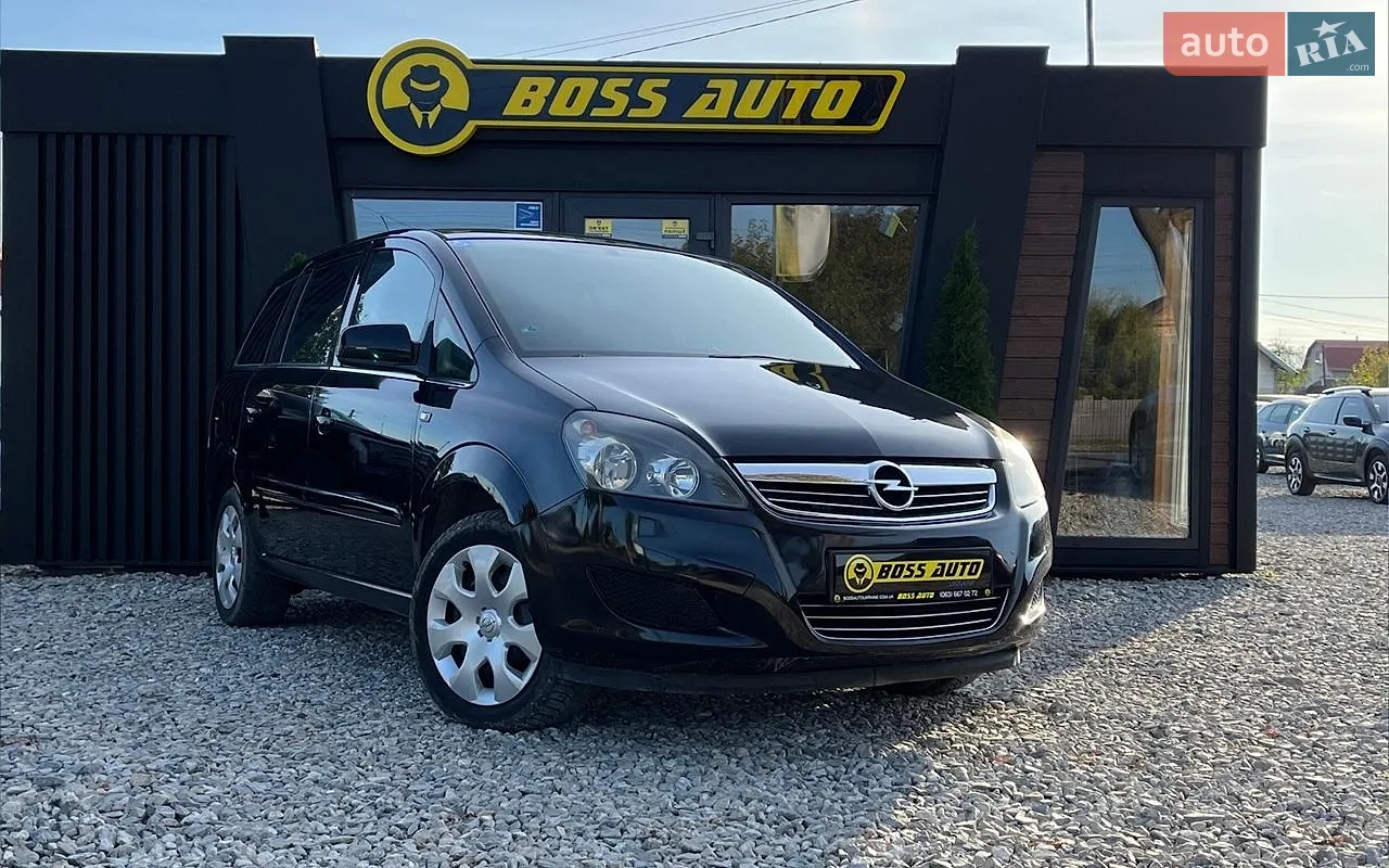 Opel Zafira, 2011