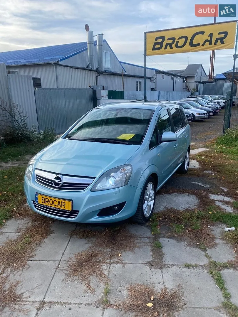 Opel Zafira, 2009