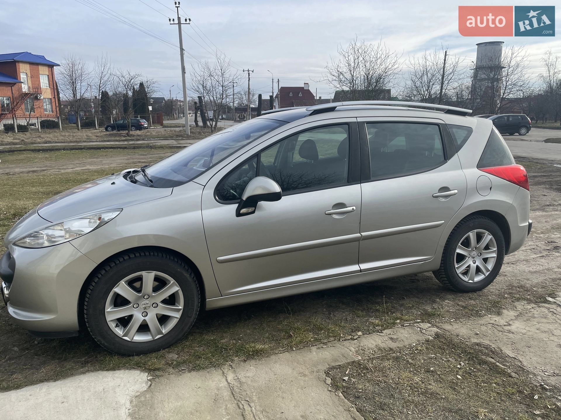 Peugeot 207, 2008