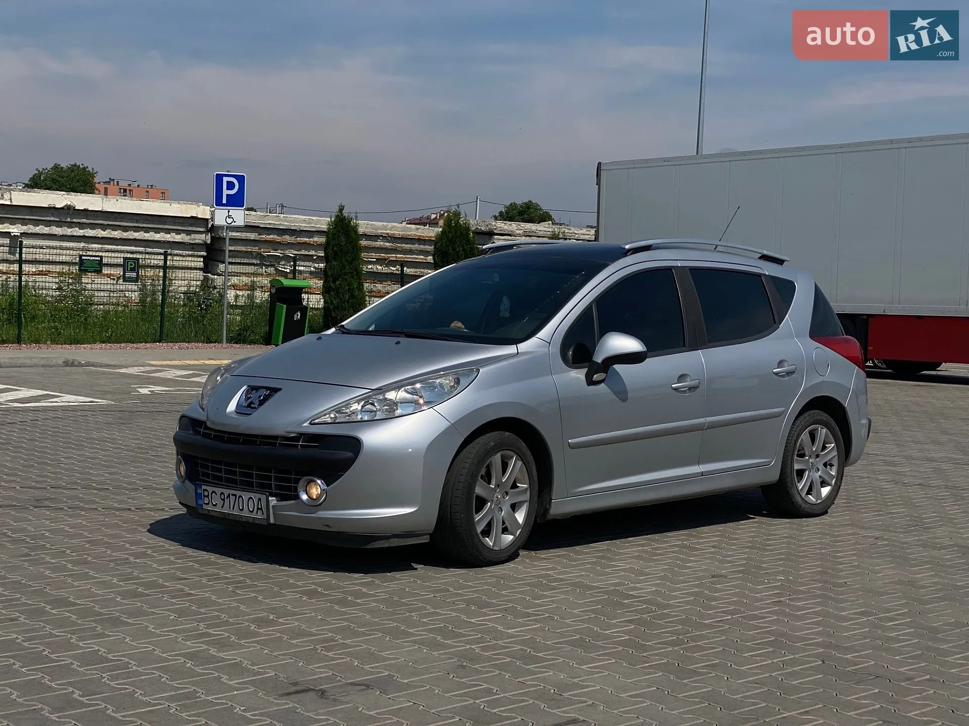 Peugeot 207, 2008
