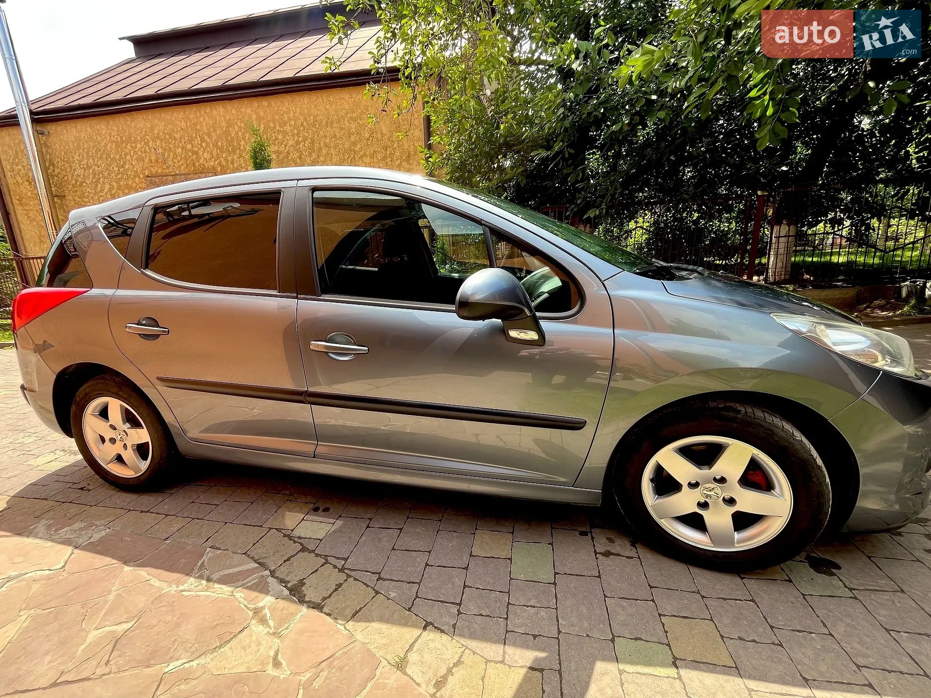 Peugeot 207, 2011