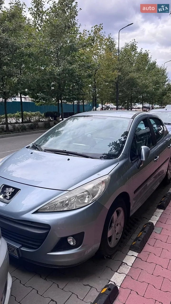 Peugeot 207, 2010
