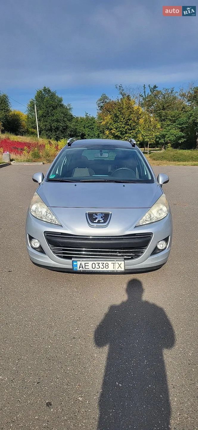 Peugeot 207, 2010