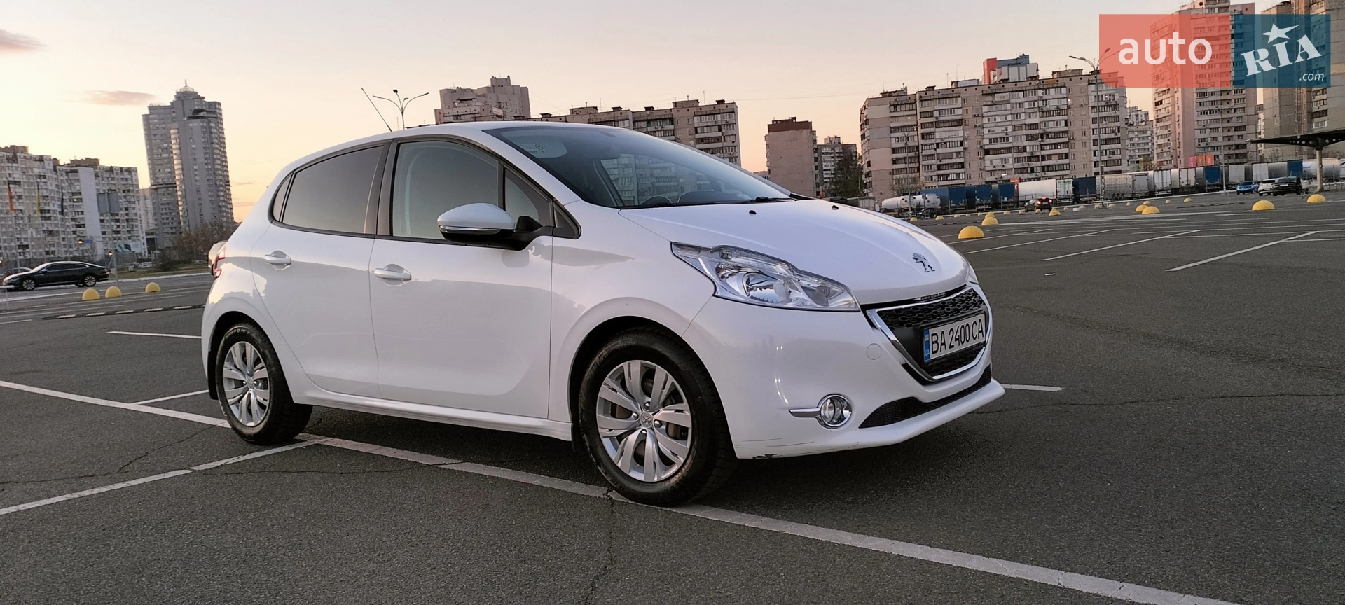 Peugeot 208, 2015